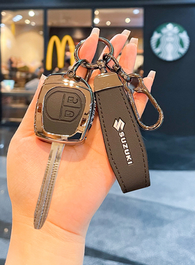 适用铃木雨燕奥拓启悦钥匙套吉姆尼JIMNY扣JB64壳JB74包天语SX4车