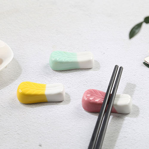 创意白菜造型筷子架餐桌筷托釉下彩高温烧制筷枕筷置筷子垫托摆件