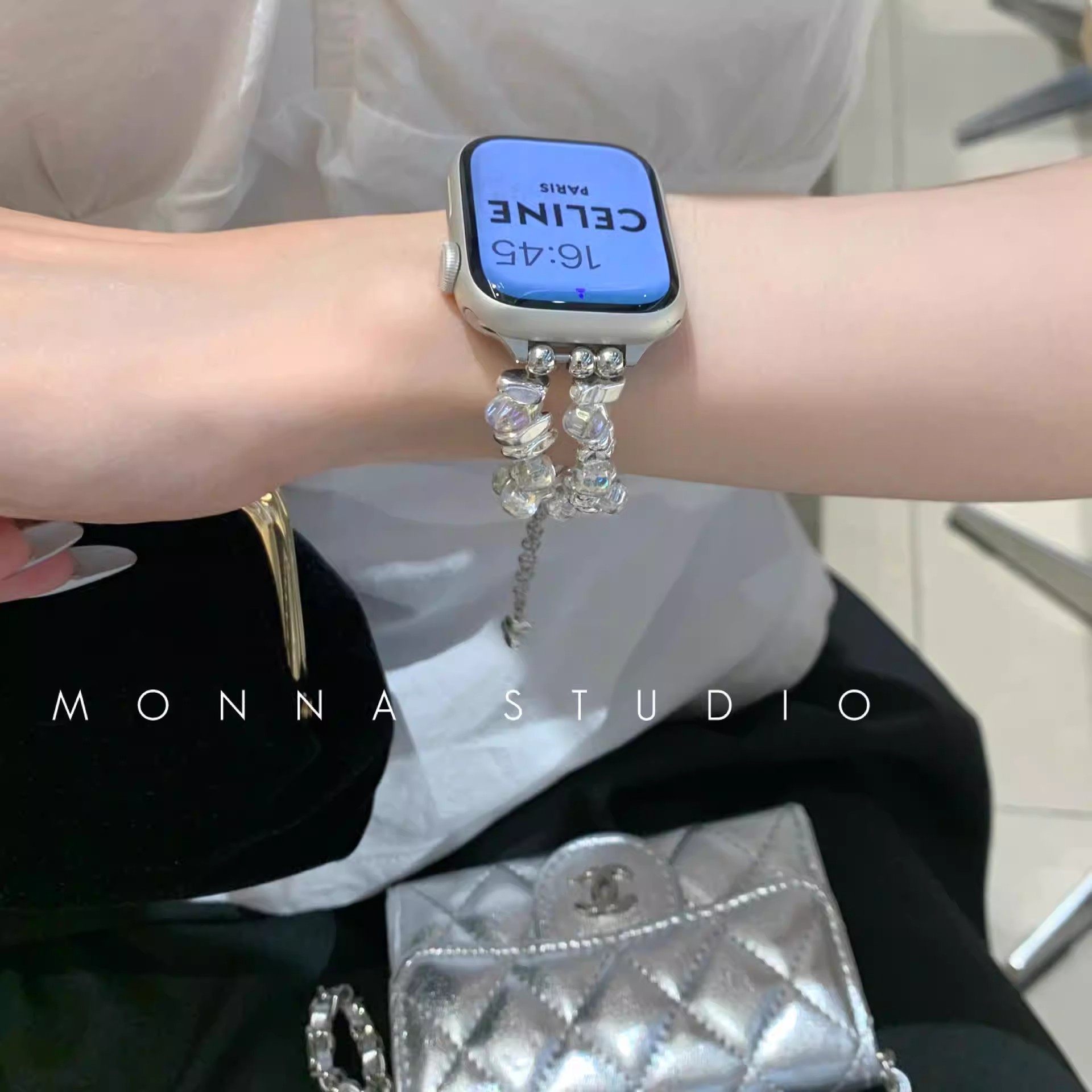 适用苹果s11手表表带珍珠串珠金属链条小香风小米手环10高级腕带