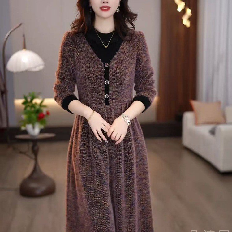气质中长款连衣裙冬季新款妈妈装