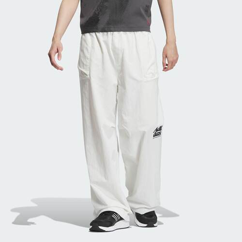 Adidas/阿迪达斯 男子拒水防泼梭织宽松运动休闲裤 JP2598
