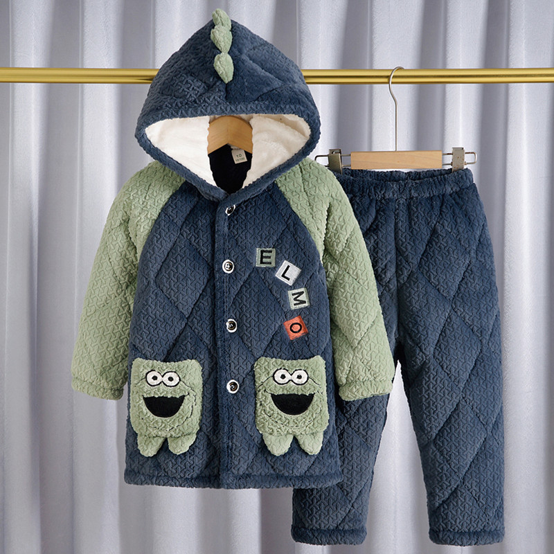 卡通牛奶绒冬季刺绣三层夹棉加厚