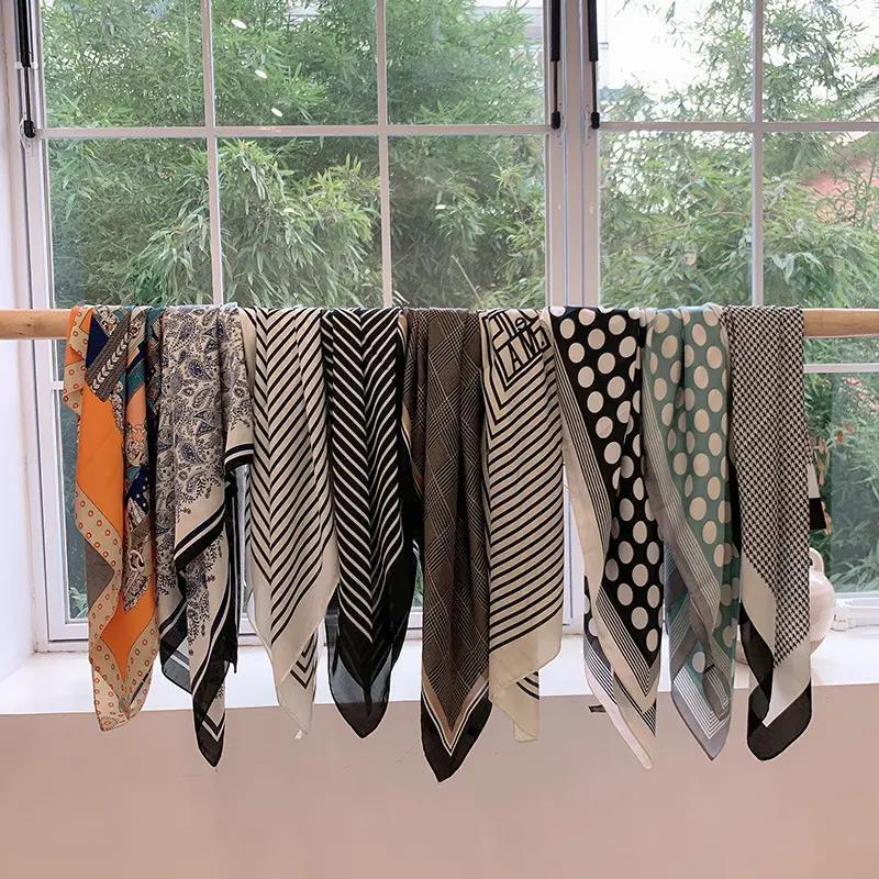 腰间配饰丝巾系在腰上的丝巾腰间三角巾街舞腰巾抹胸外穿防晒披肩