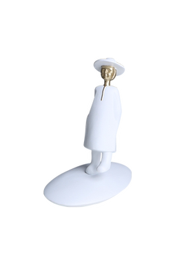 现代简约客厅树脂人物装饰摆件