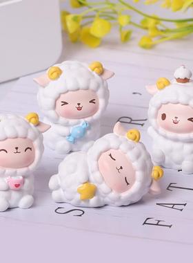 卡通小羊摆件迷你车内饰品电脑屏幕办公桌装情绪治愈系白羊座礼物