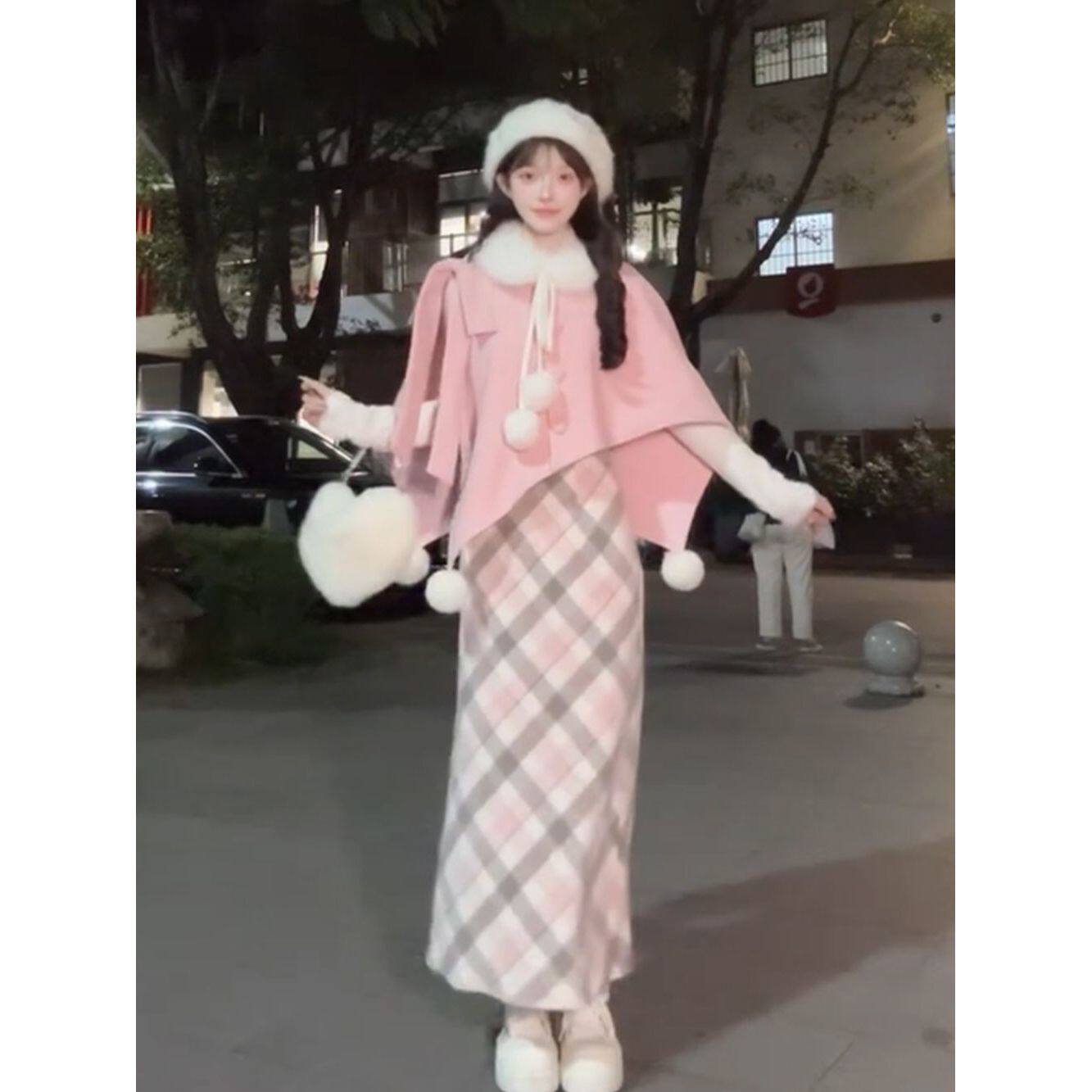 甜美可爱白色上衣+粉色斗篷+格纹半身裙三件套韩系百搭小众套装女