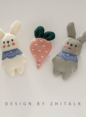 2023新款 ins卡通毛绒布艺兔子公仔玩偶胸针书包围巾兔兔配饰别针