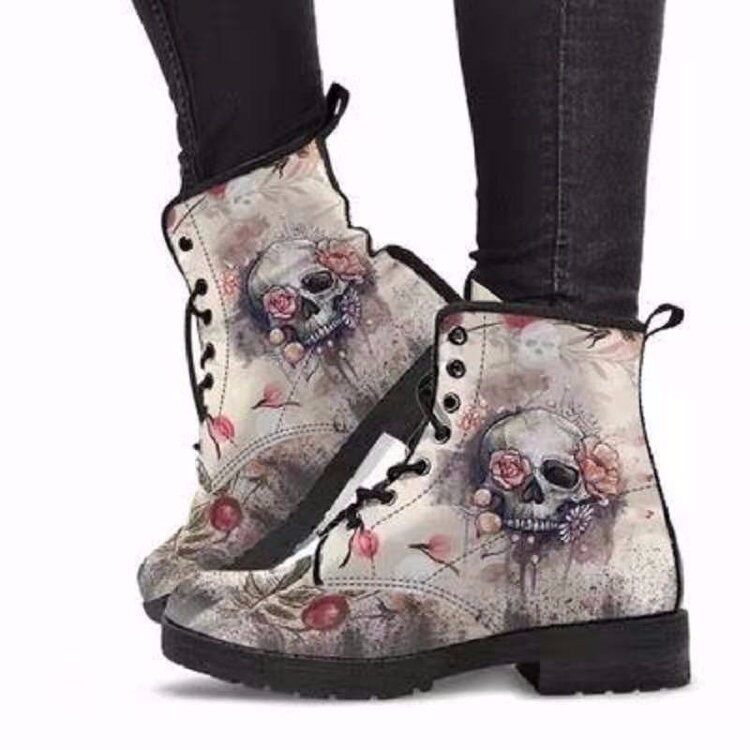shoes women大码女靴英伦PU女鞋时尚工装靴大码印花秋女高帮骷髅