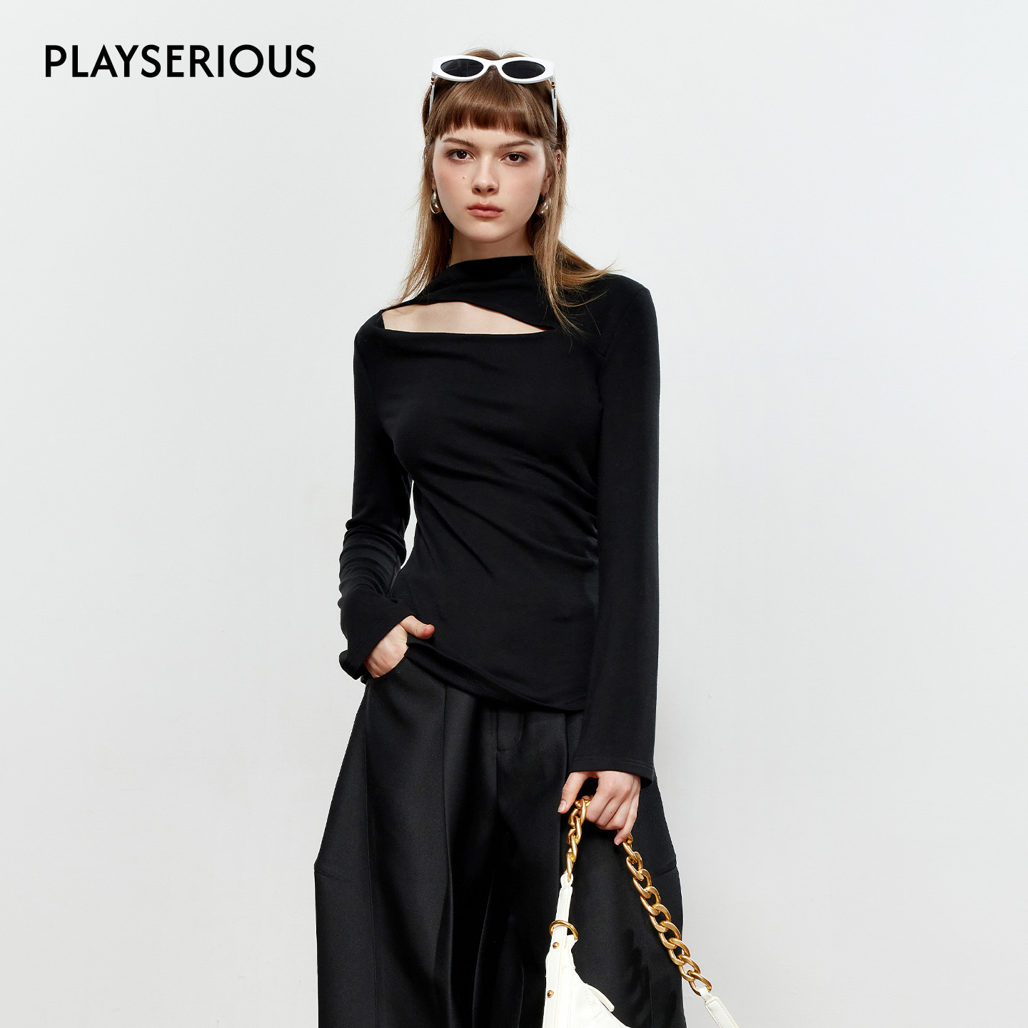 ROCHAROMMA 2025秋季新款镂空立领打底衫女士设计感修身长袖上衣