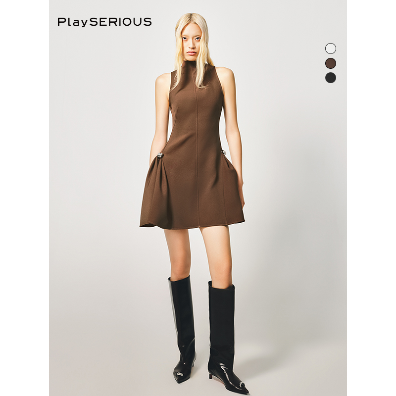 CHATSBYC.DAM褶皱金属纽扣短裙