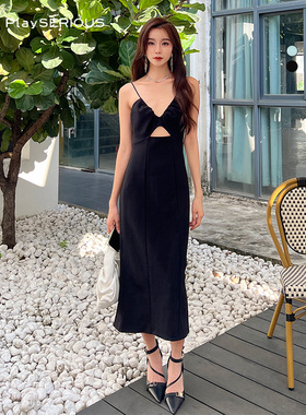 FINDERS KEEPERS气质度假风夏季新款镂空性感V领吊带裙连衣裙