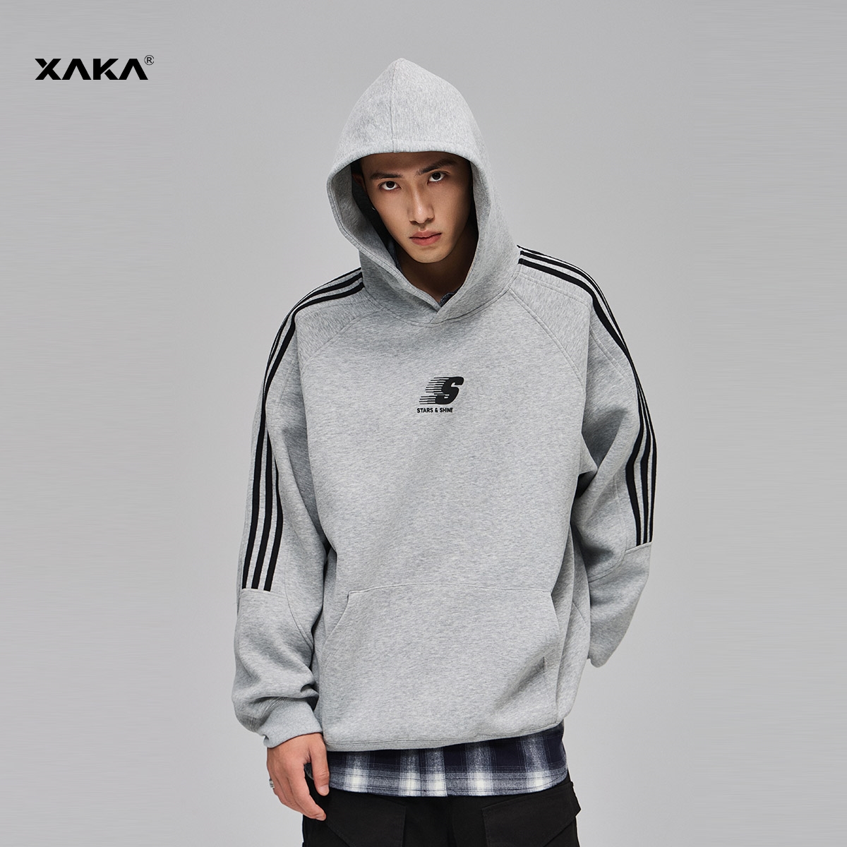 XAKA潮套头卫衣青春流行