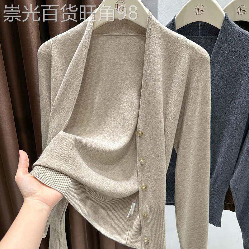 潮牌韩系气质收腰针织v领长袖女春秋季2026年新款小香风开衫上衣