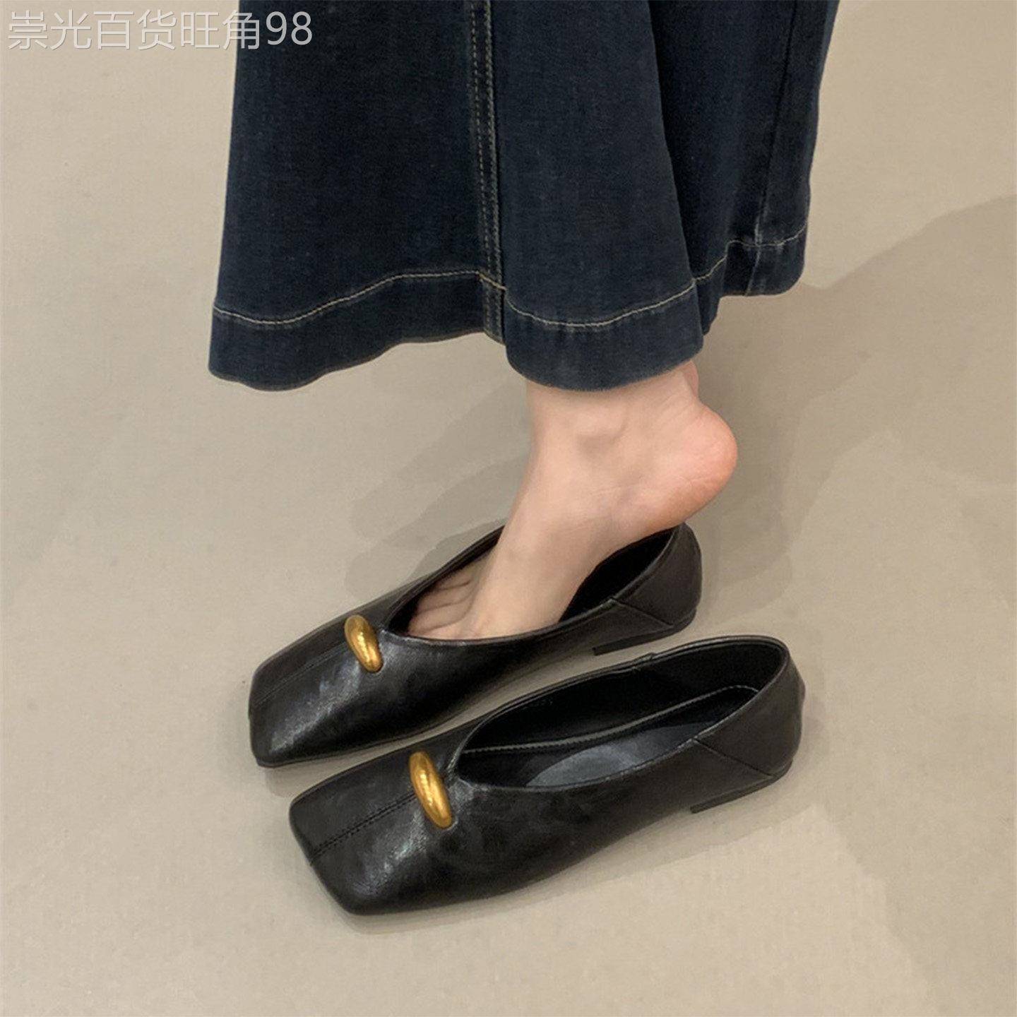 香港金属方头平跟单鞋女2026春新款法式浅口一脚蹬奶奶鞋软底瓢鞋