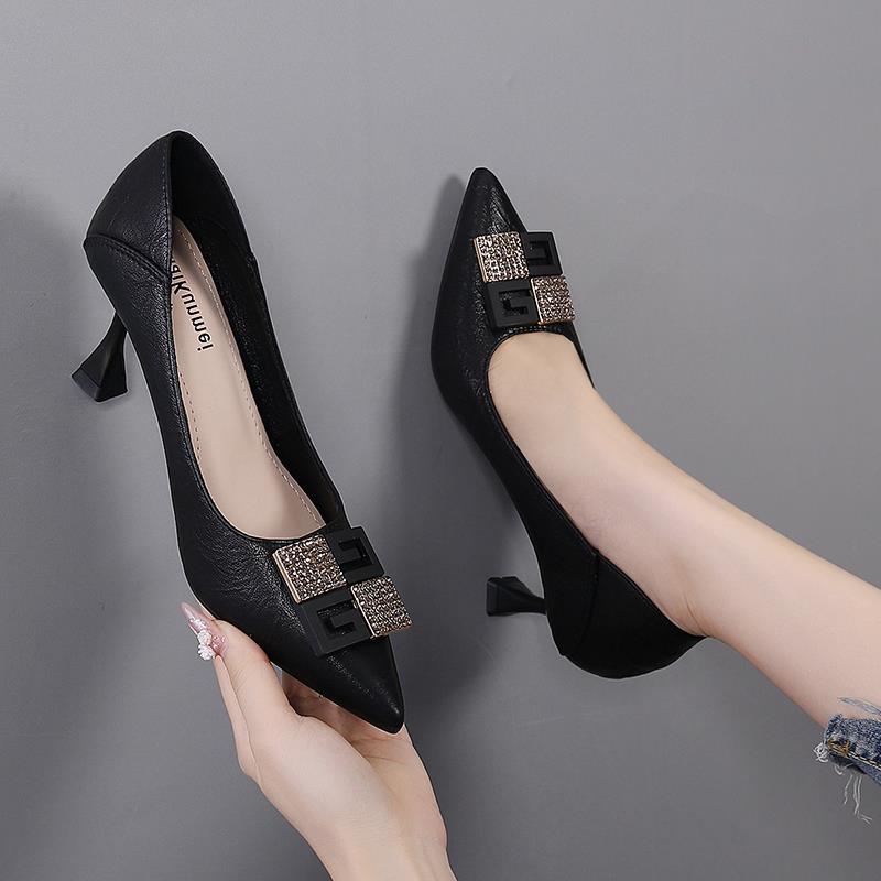 香港尖头浅口高跟鞋女细跟气质名媛2025新款春秋百搭真皮中跟单鞋