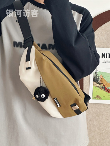 ins机能斜挎包男运动休闲胸包女