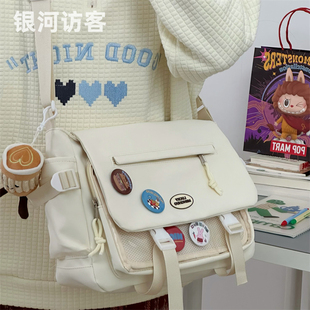 日系ins透明吧唧痛包学院大容量休闲少女单肩斜挎包学生上课包包