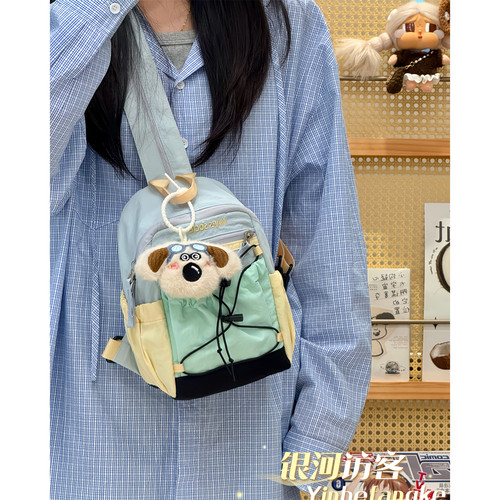 ins小众设计少女胸包百搭学生轻便迷你双肩包休闲两用斜挎背包女