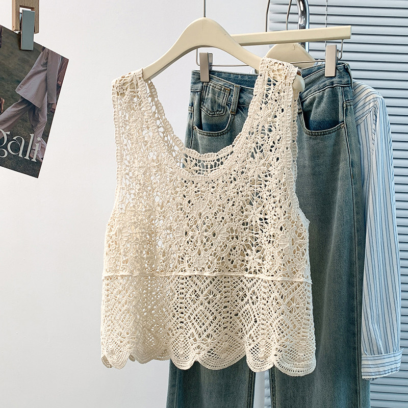 波西米亚镂空钩花针织马甲女夏季胖mm度假风短款防晒背心洋气叠穿