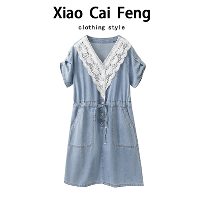 法式设计感蕾丝拼接V领连衣裙女夏季新款气质独特绝美牛仔直筒裙