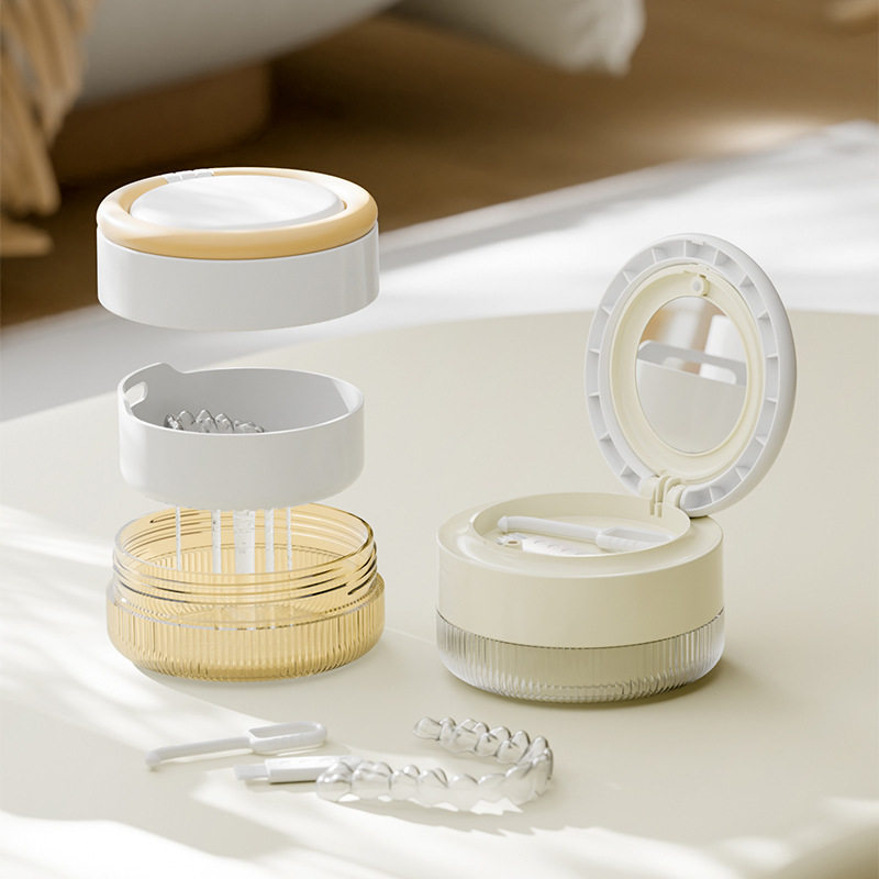 隐形牙套收纳盒牙套盒便携带浸泡清洗假牙盒牙齿矫正器保持清洗盒