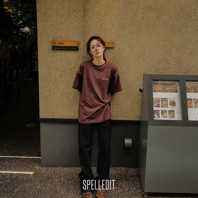 SPELLEDIT2025冬季新品复古汽车T恤复古印花宽松短袖内搭上衣女