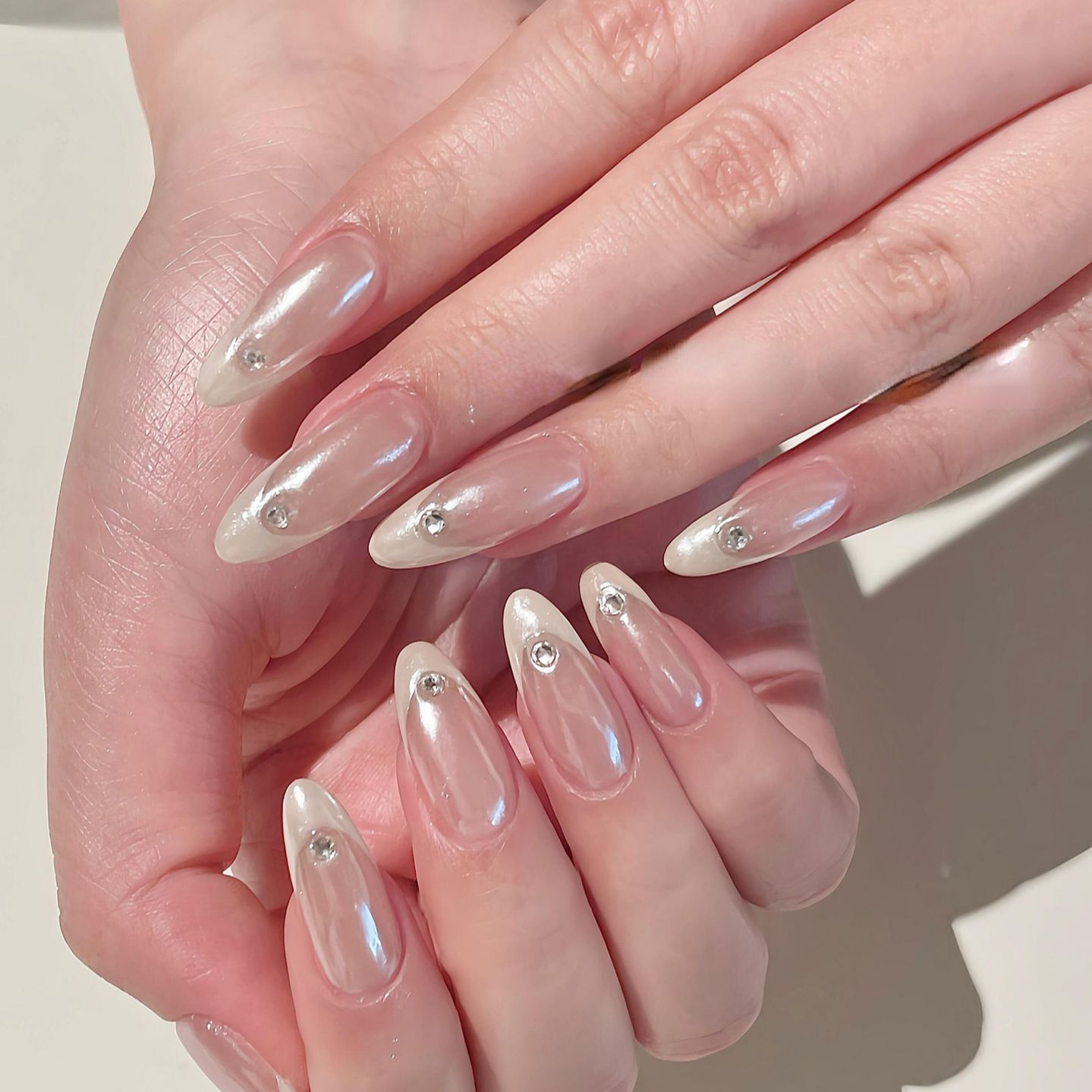 海莉极光法式小钻纯手工穿戴甲显白秋冬款美甲成品贴假指甲片