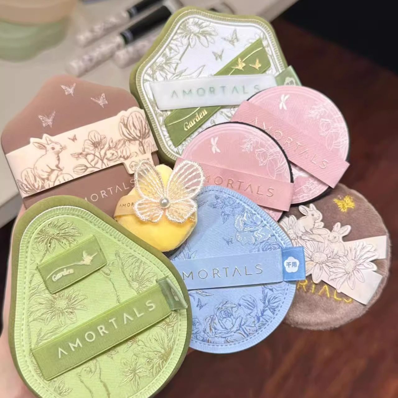 尔木萄艺术家花园系列底妆粉扑套盒定妆便携干湿两用不易吃粉底液,彩妆/香水/美妆工具,美妆蛋/扑/海绵,淘宝优惠券,粉丝福利购,淘宝优惠卷