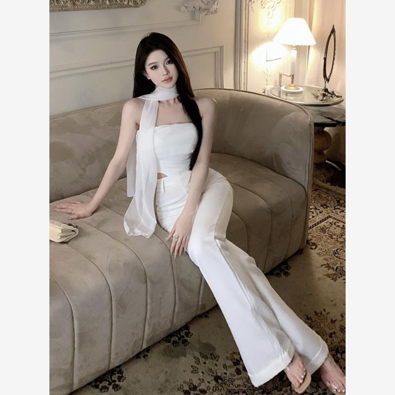 高级感名媛挂脖带抹胸背心上衣气质套装女高腰休闲喇叭长裤两件套