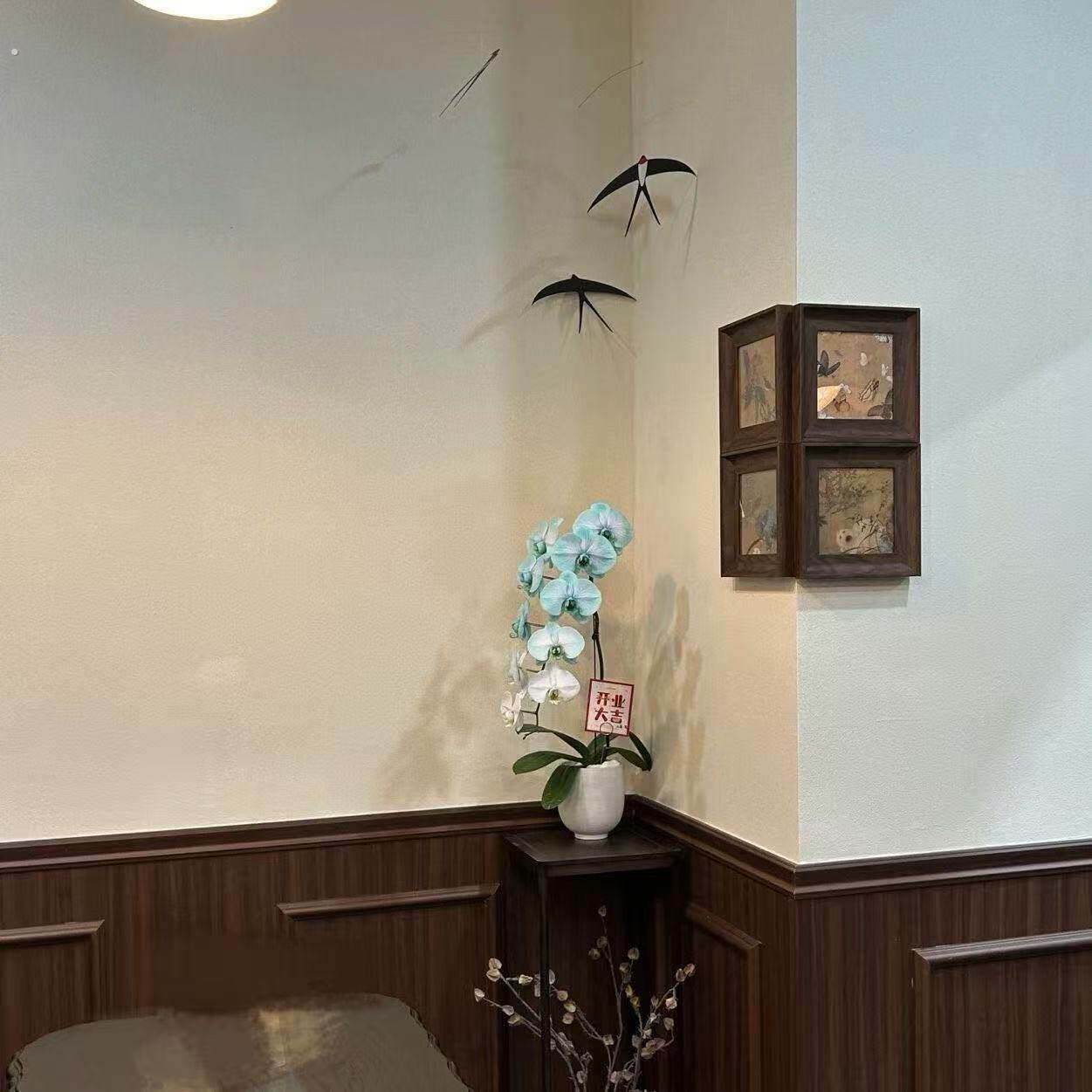 电视墙两侧装饰美学中古挂画装饰中古风转拐角复古新中式墙面装饰