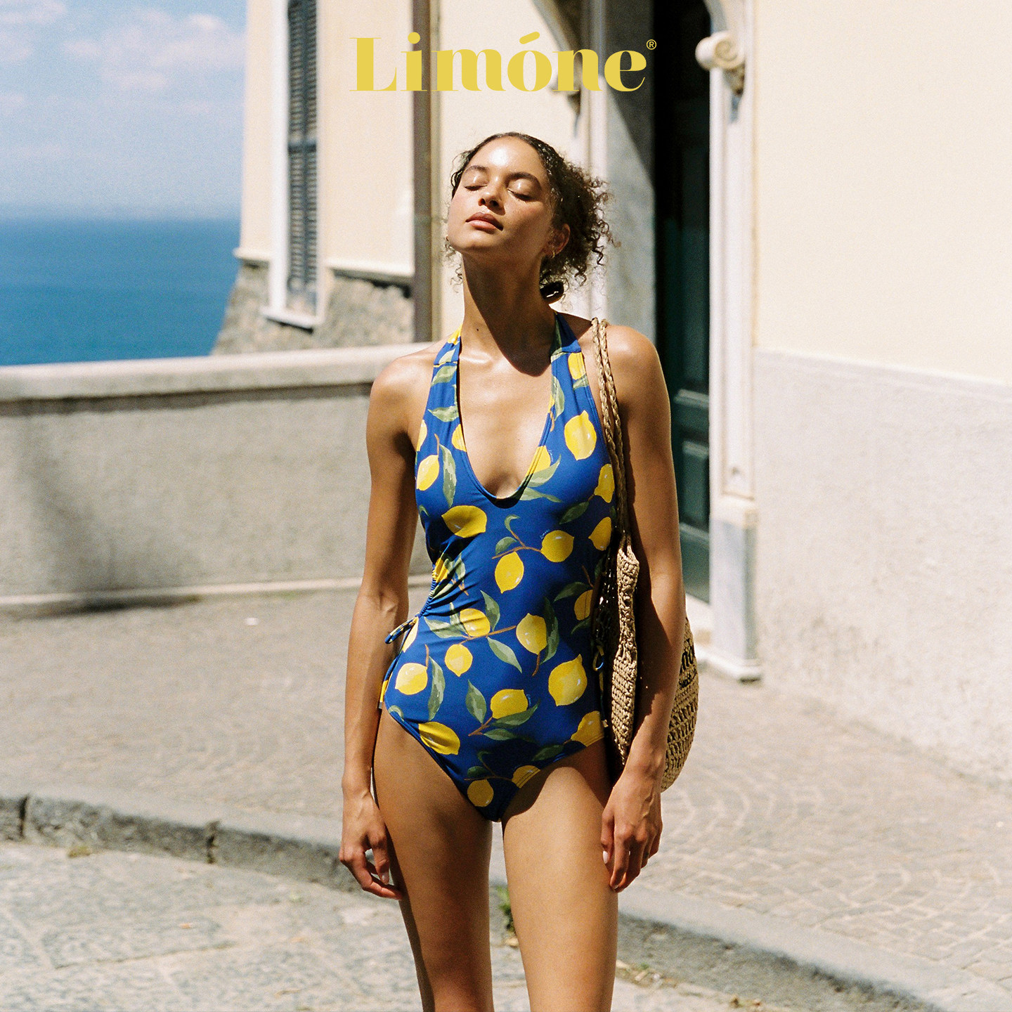 Limone挂脖连体泳衣海边度假泳装图片