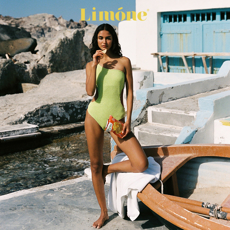 Limone绿色连体泳衣高级感度假风图片