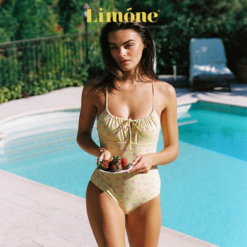 【蒋依依同款】Limone黄色连体泳衣海边度假绝美沙滩遮肚吊带泳装图片