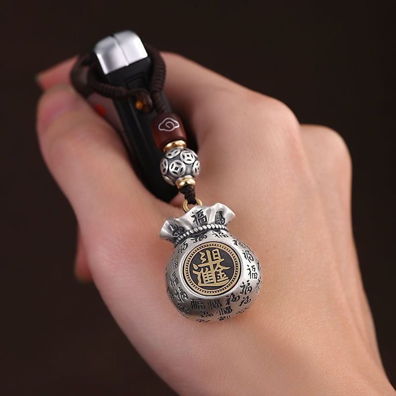 适用泰莉日进斗金钱袋汽车钥匙扣挂件复古男士福袋时来好运a2111