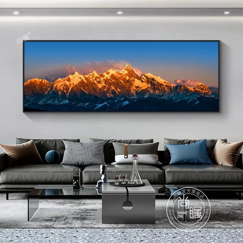 南迦巴瓦客厅装饰画轻奢梅里雪山日照金山沙发背景墙壁画晶瓷挂画图片