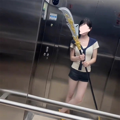 OPPO1米8大青龙偃月刀手搞怪机壳