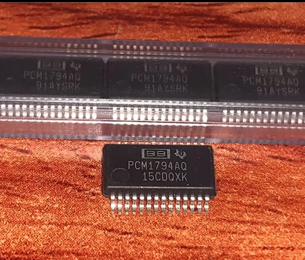 全新原装PCM1794ADBR PCM1794ADB PCM1794 SSOP28 音频解码IC芯片