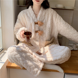 加厚加绒可爱卡通小熊学生法兰绒保暖家居服女 美梦珊瑚绒睡衣女款