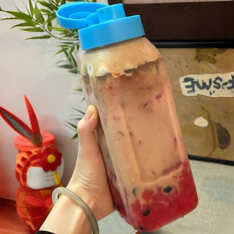 【军训好物】摇摇杯夏天冷水壶咖啡杯外带大容量便捷式冷萃喝水杯