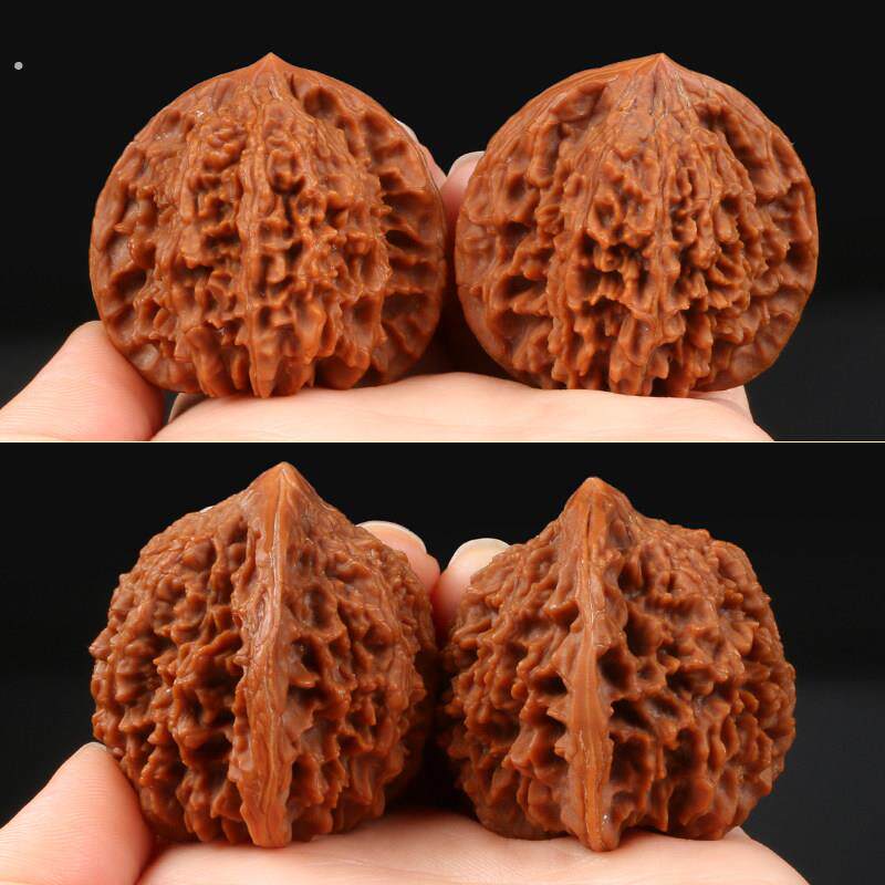 红皮老树老核文玩满天星核桃手把件密纹细选把玩狮子头麻核桃