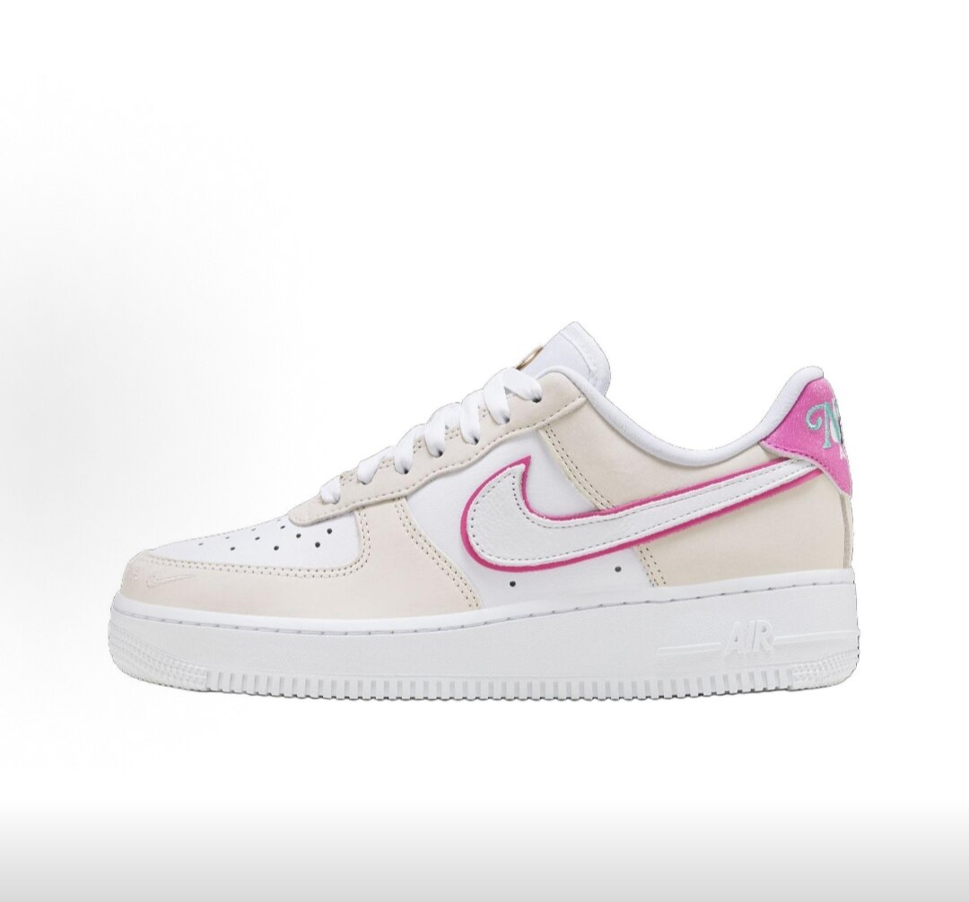 Nike Air Force 1 真皮 '07 LX 低帮 板鞋 女款 白粽粉