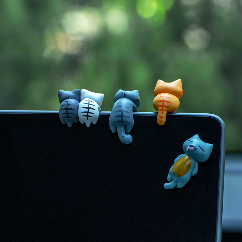 背影喵喵汽车摆件屏幕装饰品