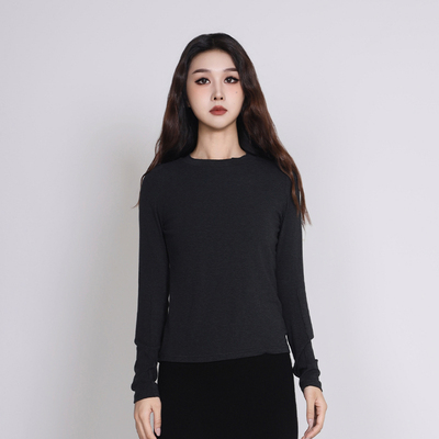 简表达25冬新款修身圆领打底衫