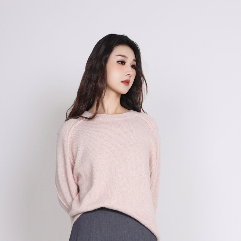 简表达25冬新款毛衫圆领针织衫