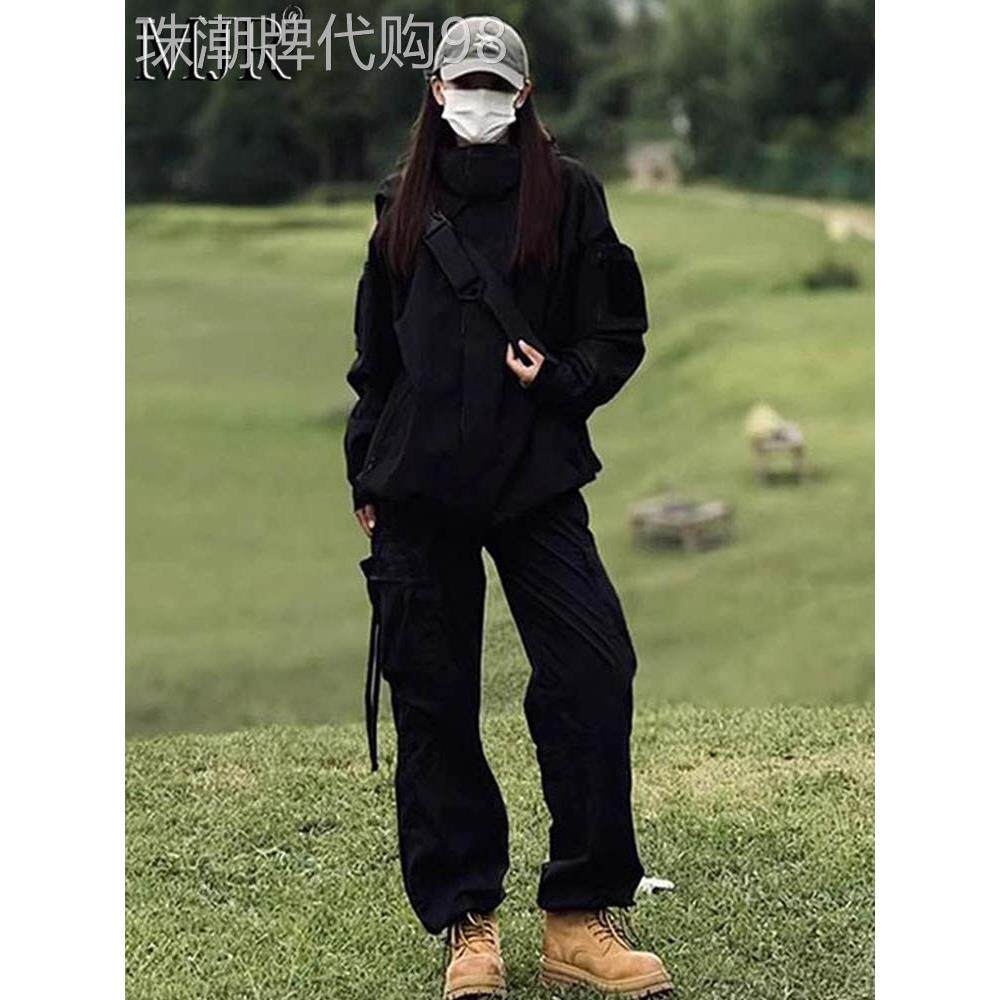 黑色三防冲锋衣套装男款秋季户外登山服工装裤情侣穿搭一整套时尚