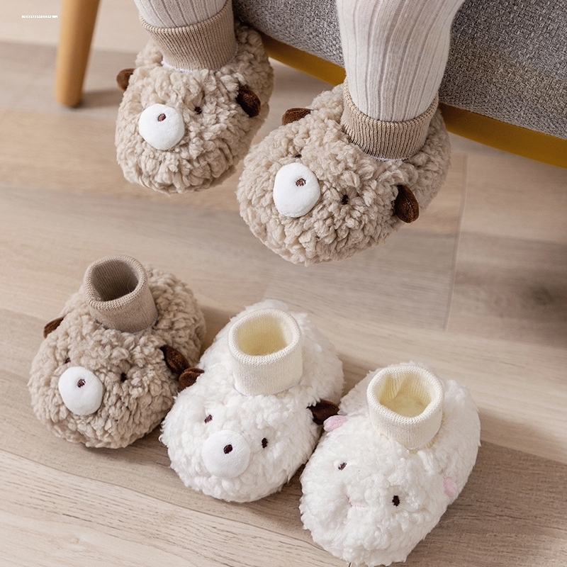 婴儿步前鞋0一3月初生婴儿鞋袜秋冬季新生儿鞋子0一6月宝宝外出鞋