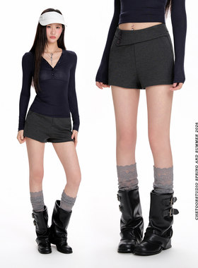 辣妹风高腰A字短裤女黑色纽扣显瘦休闲裤时髦设计感