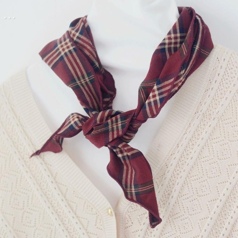 覆古红色格子三角小方巾女秋冬新款百搭韩版ins风文艺丝巾围巾ins