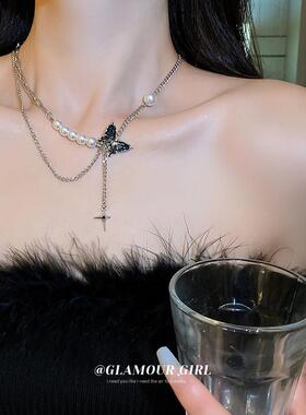 甜酷黑色蝴蝶项链2024新款爆款轻奢小众锁骨链高级感颈链配饰女