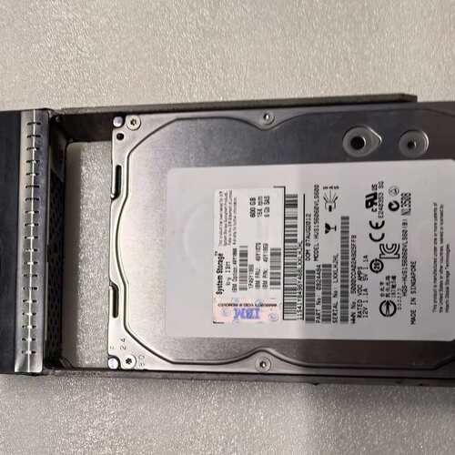 49Y1866 49Y1870 600G SAS 15K 3.5 DS3512 3500存储硬盘议价